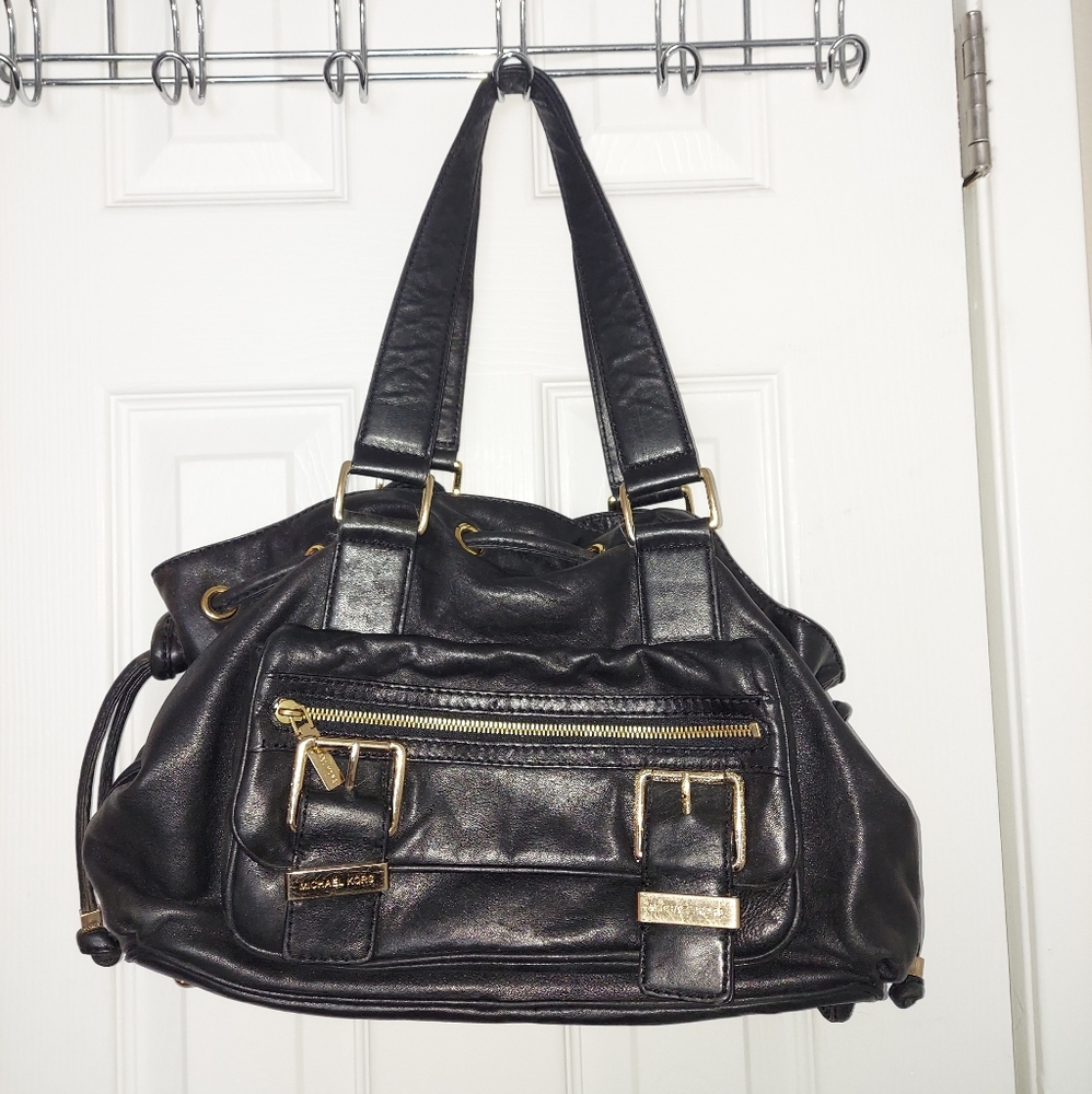 Michael kors leather purse